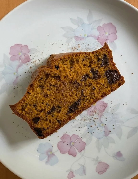 Un irresistibile dolce con zucca e cioccolato: soffice e profumato